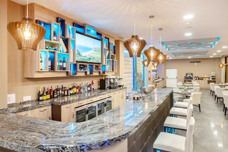 Hotel Admiral San Roque Екстер'єр фото